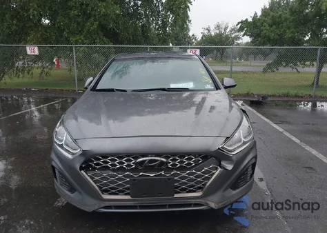 2019 Hyundai Sonata Sport z USA, uszkodzony, nr VIN 5NPE34AF8KH816094